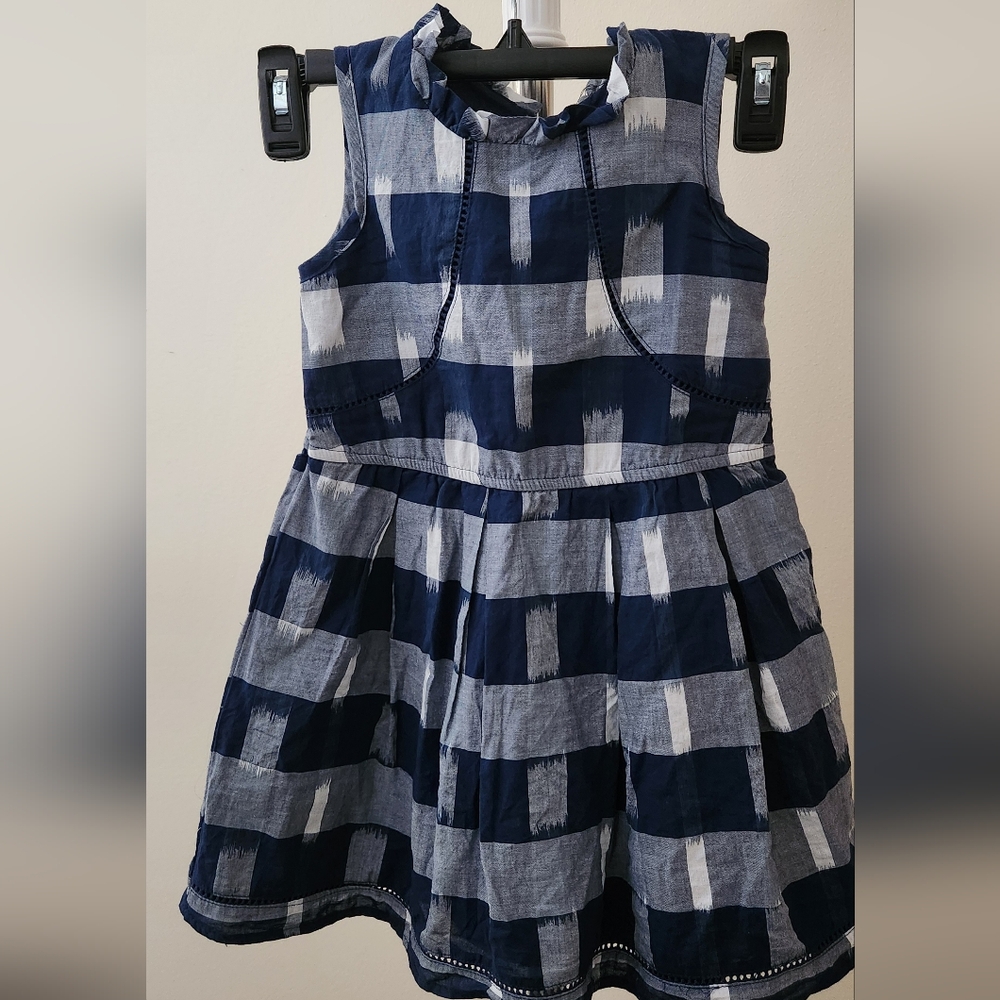GENUINE KIDS(OSHKOSH) girl's sleeveless  dress with lining